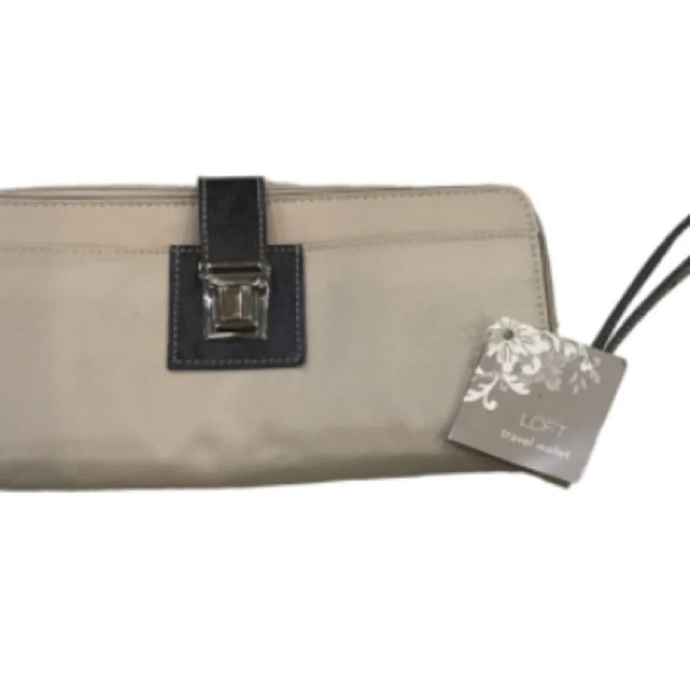 LOFT Cream and Black Travel wristlet Wallet